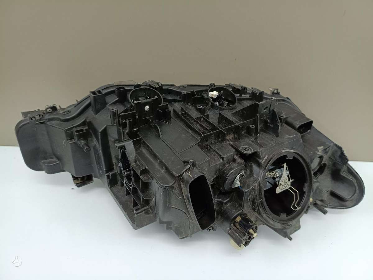 BMW 318 Bixenon
