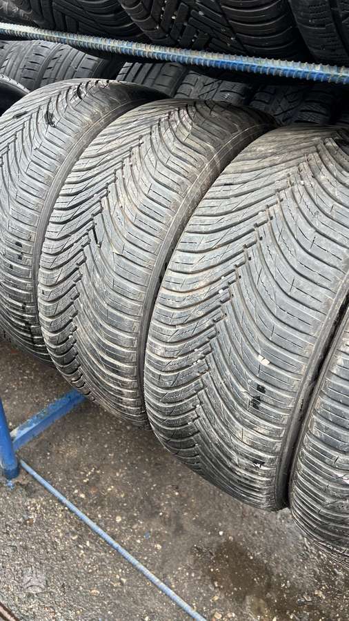 Maxxis, всесезонные 255/45 R18
