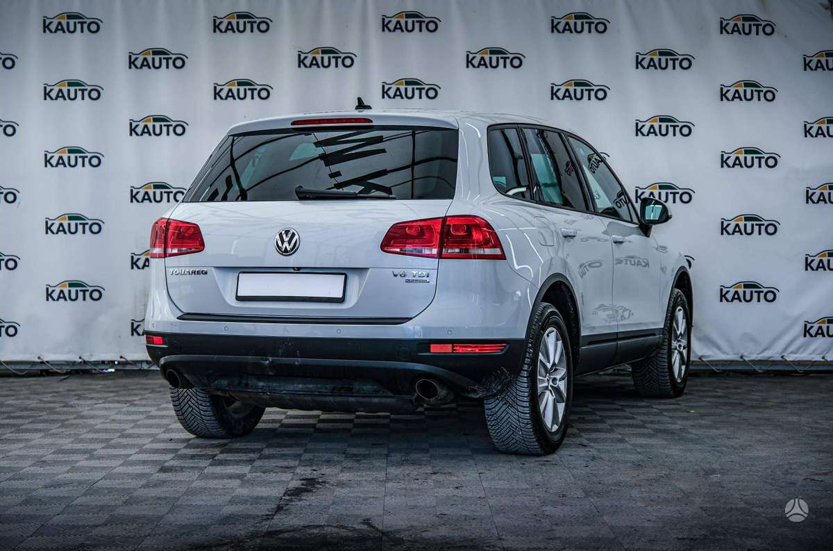 Volkswagen Touareg - 3