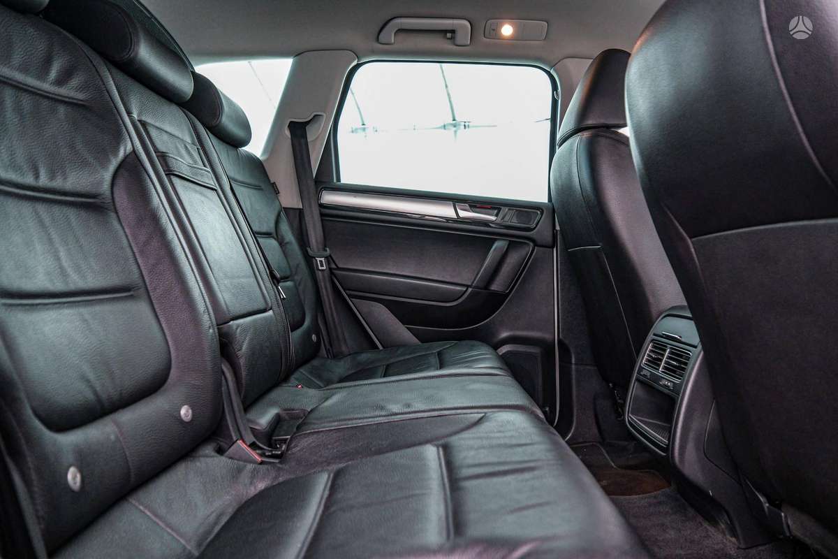 Volkswagen Touareg - 10