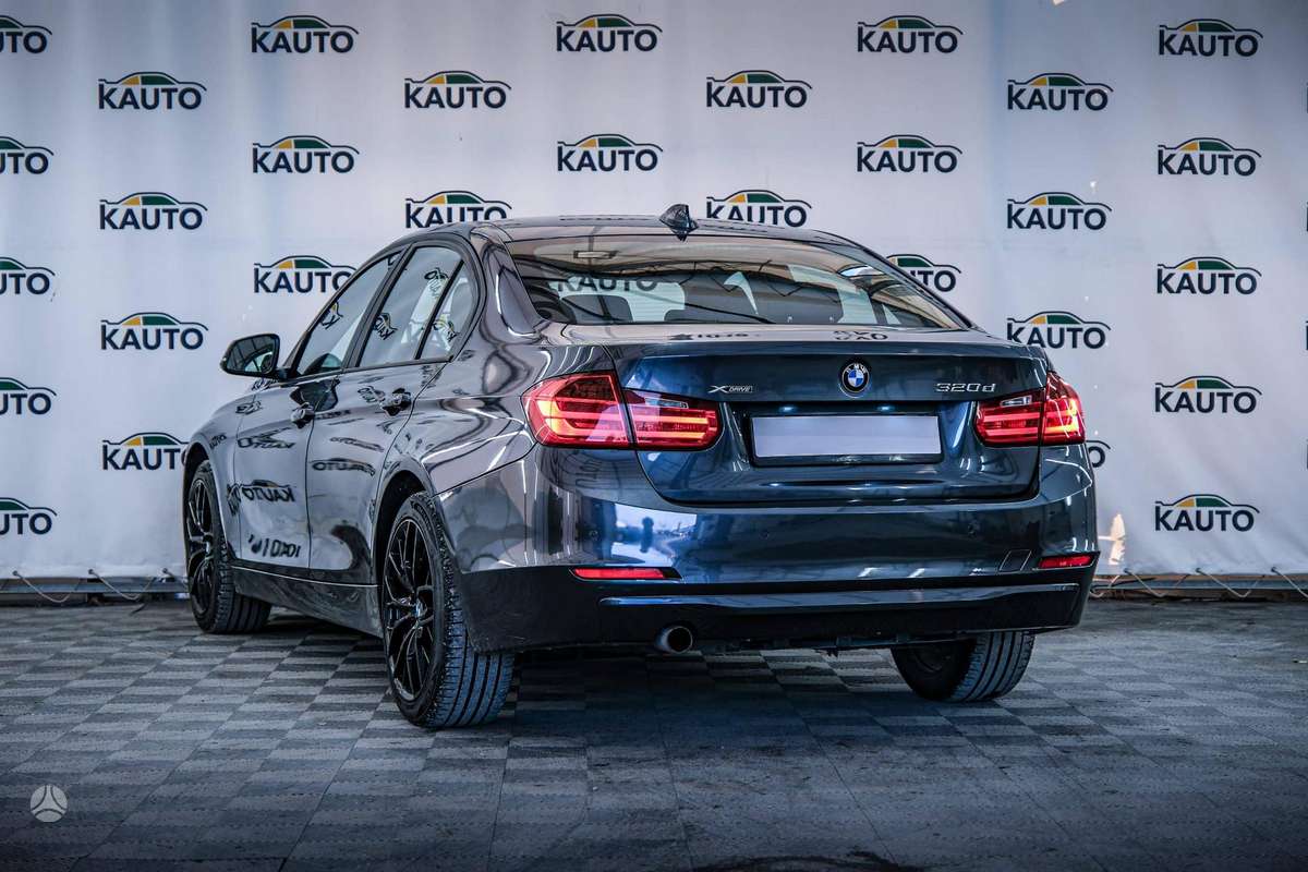 BMW 320, 2.0 l., Седан