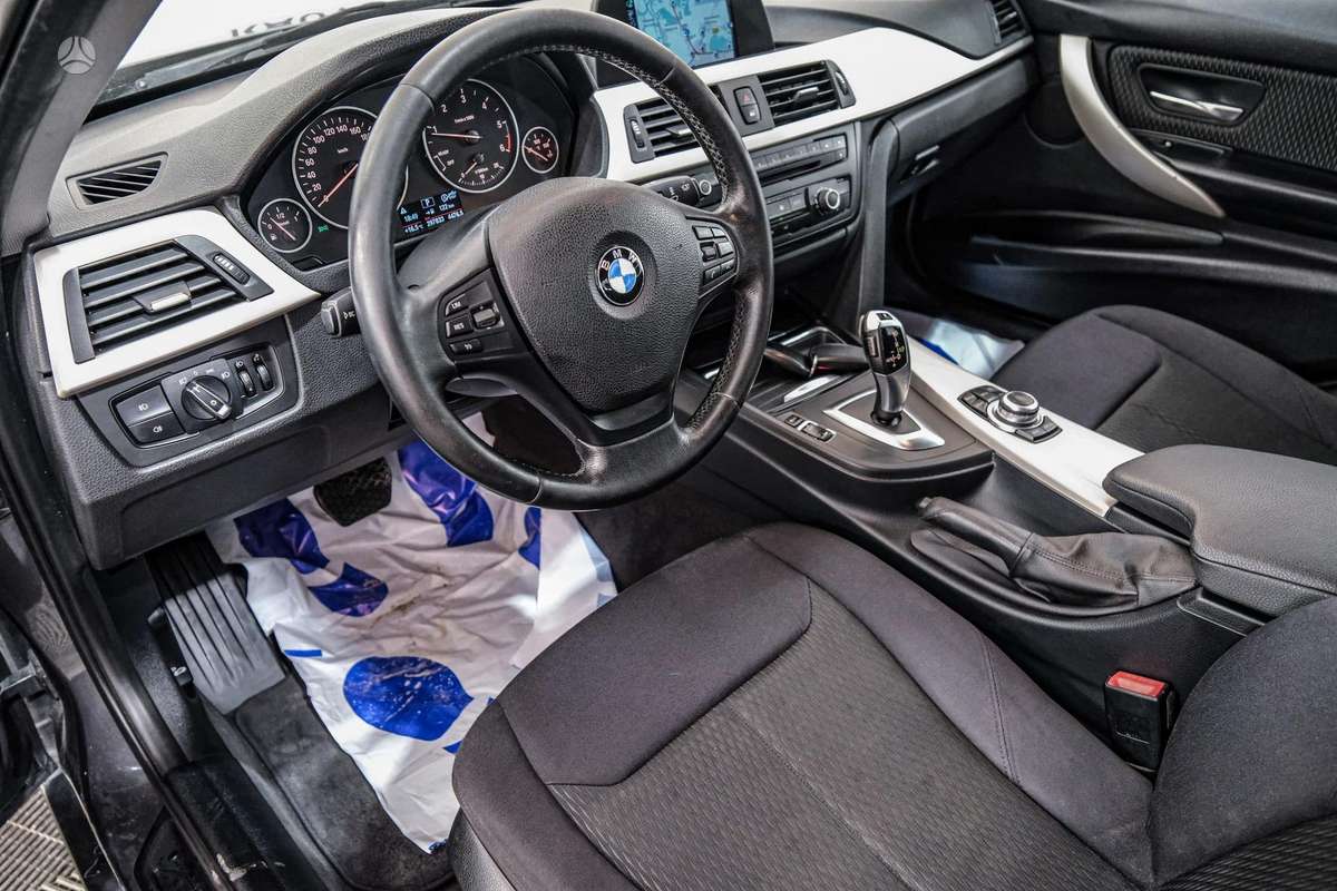 BMW 320, 2.0 l., sedanas