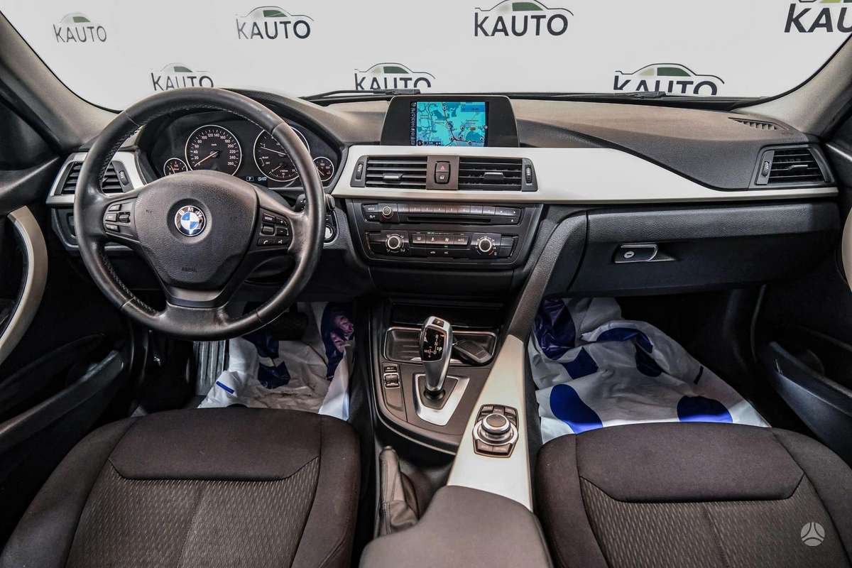 BMW 320, 2.0 l., Седан