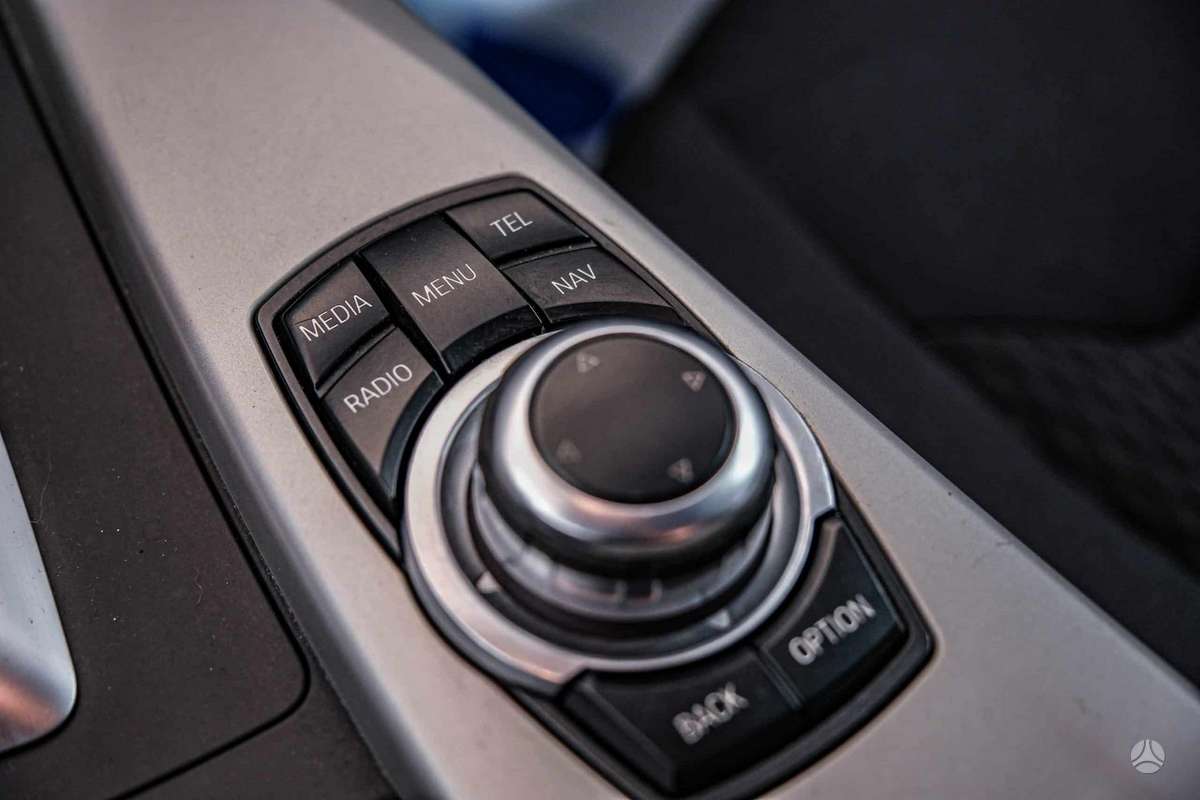 BMW 320, 2.0 l., sedans