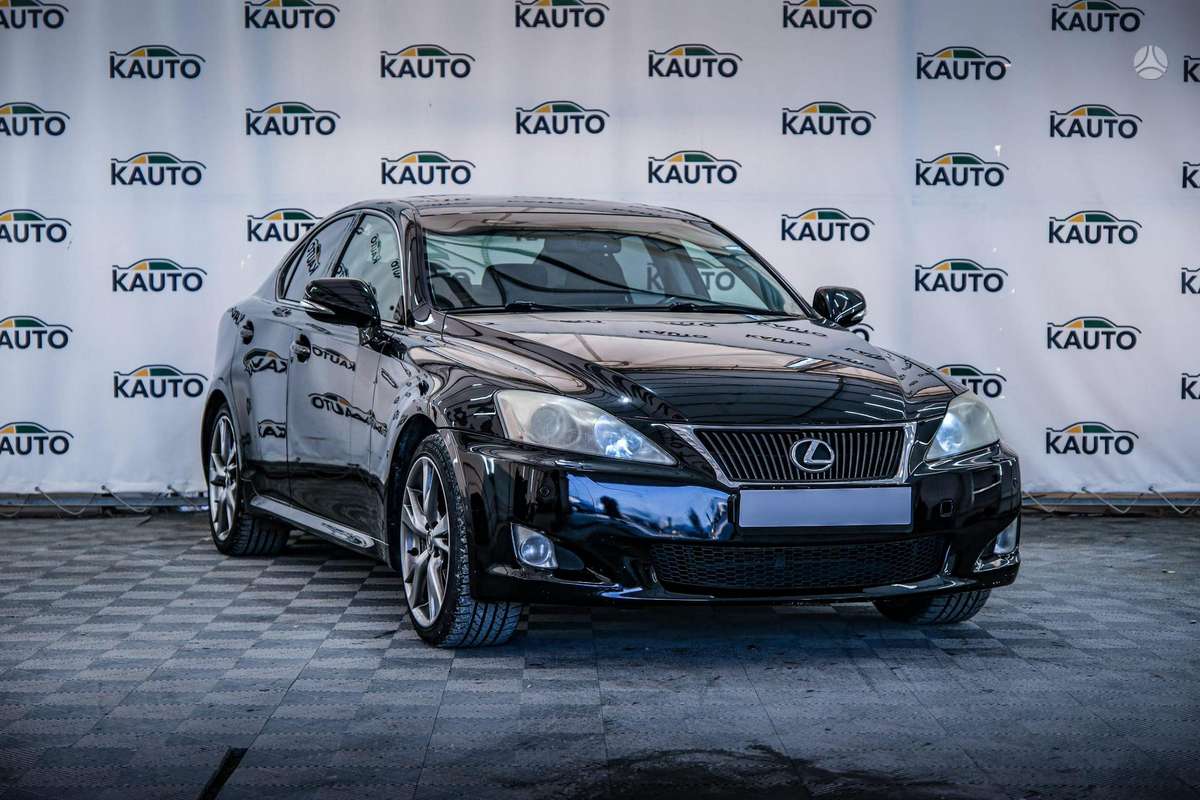 Lexus IS 220, 2.2 l., Седан