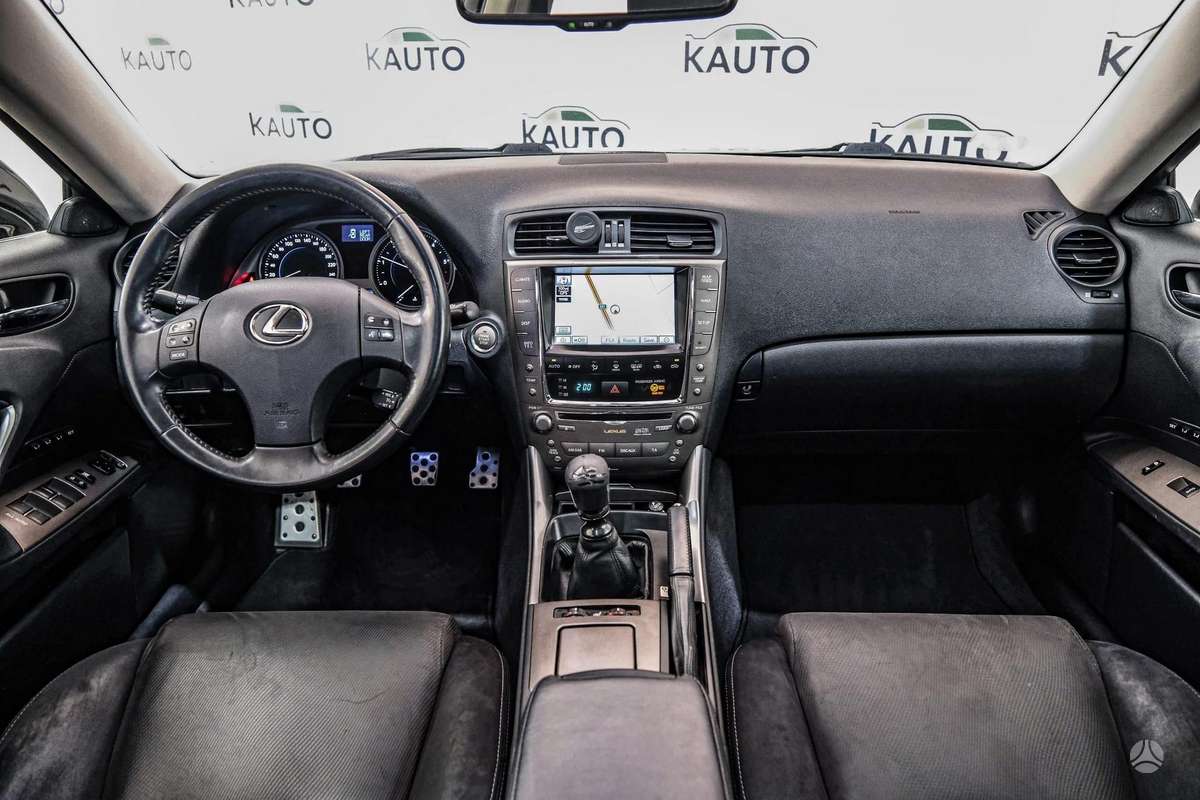 Lexus IS 220, 2.2 l., Седан