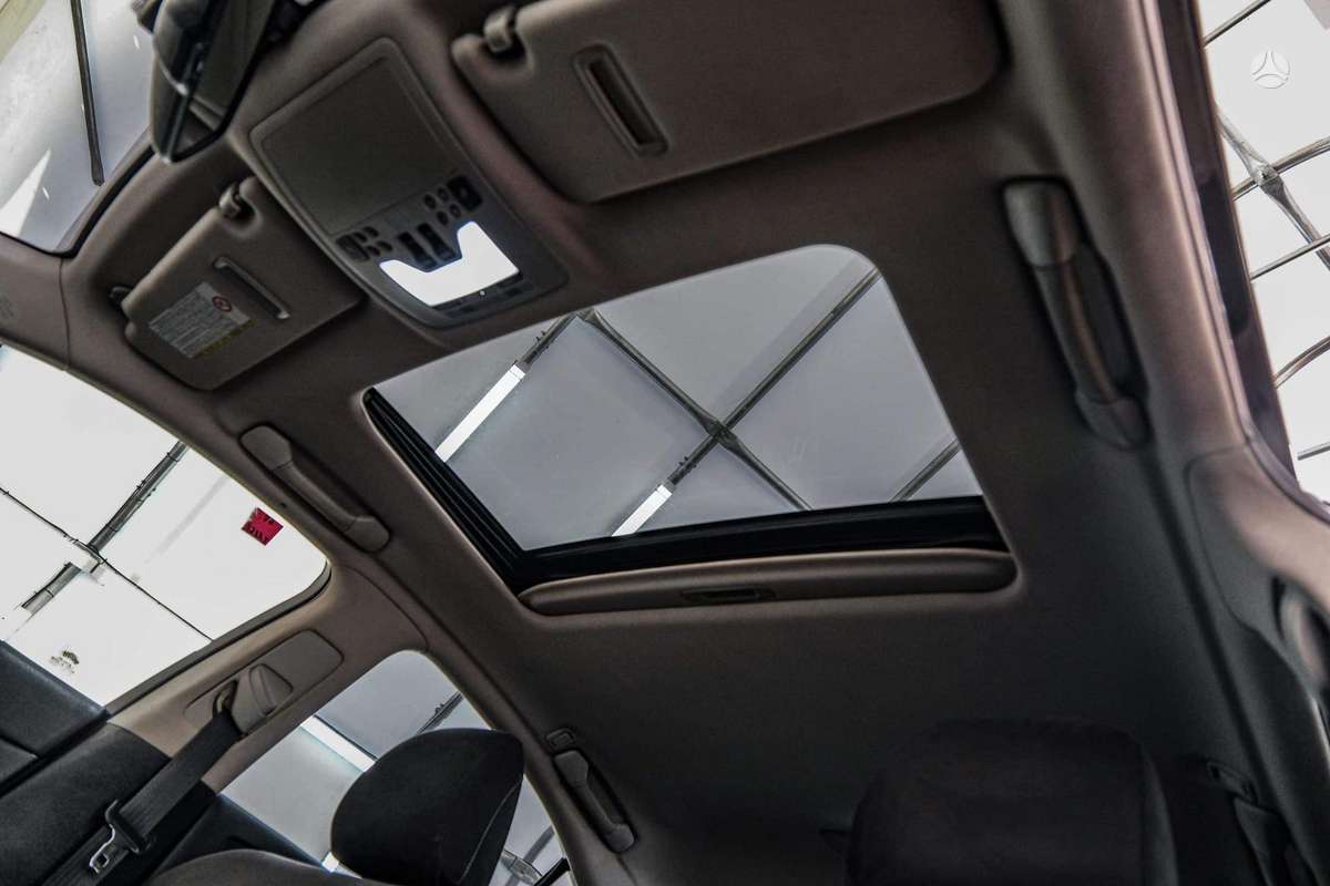 Lexus IS 220, 2.2 l., Седан