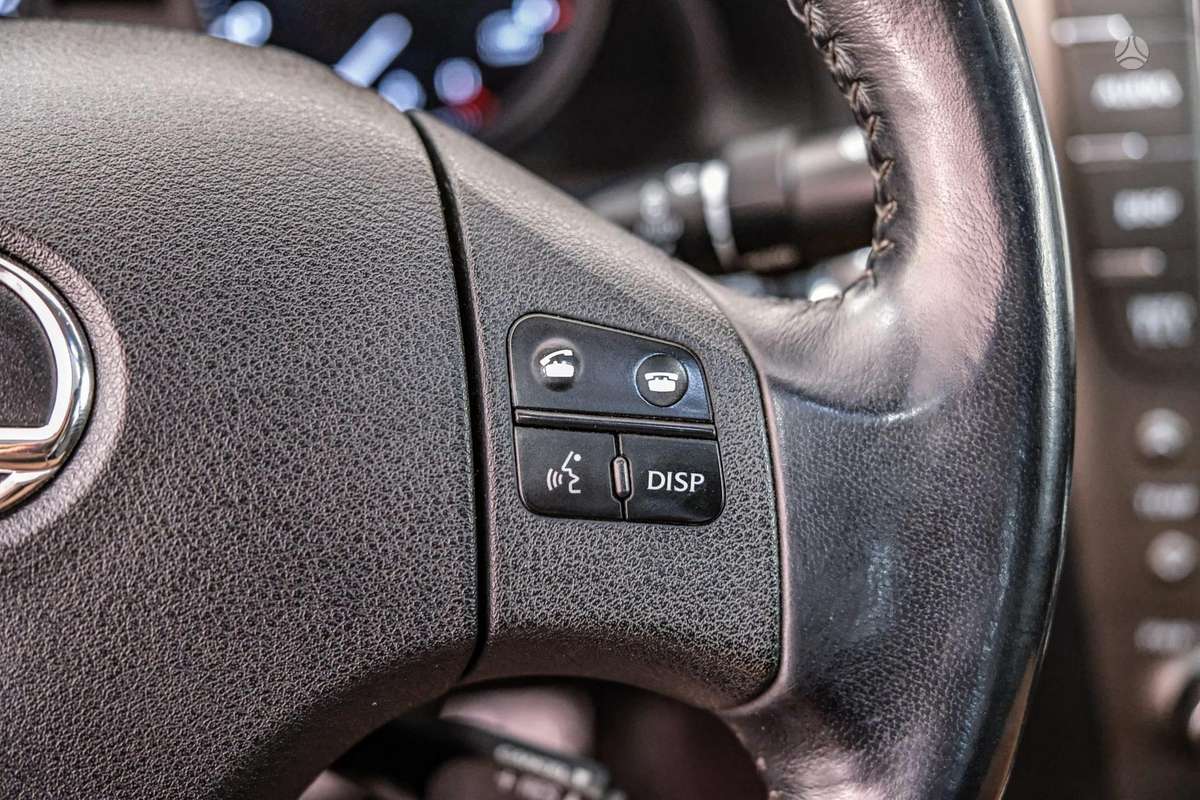 Lexus IS 220, 2.2 l., Седан
