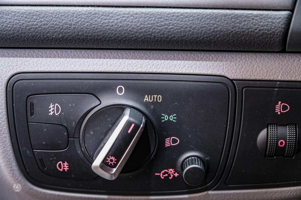 Audi A6, 2.0 l., Универсал