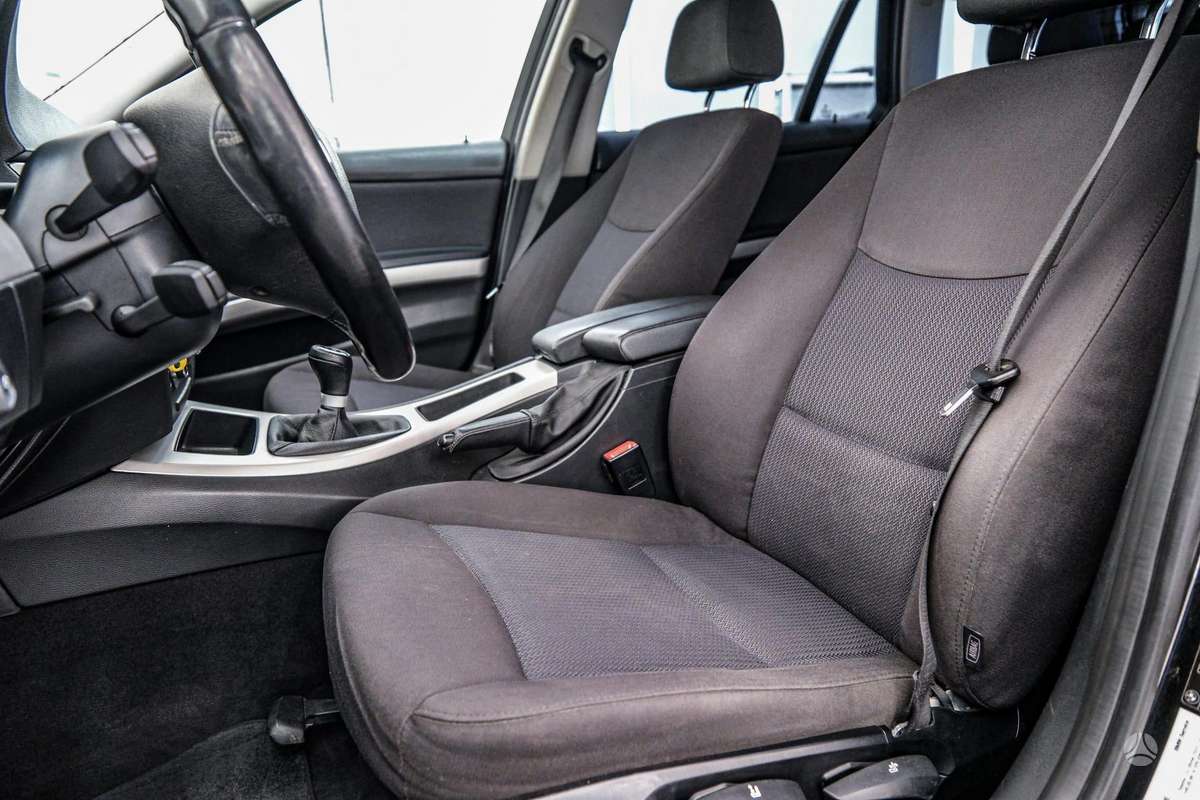 BMW 320, 2.0 l., wagon