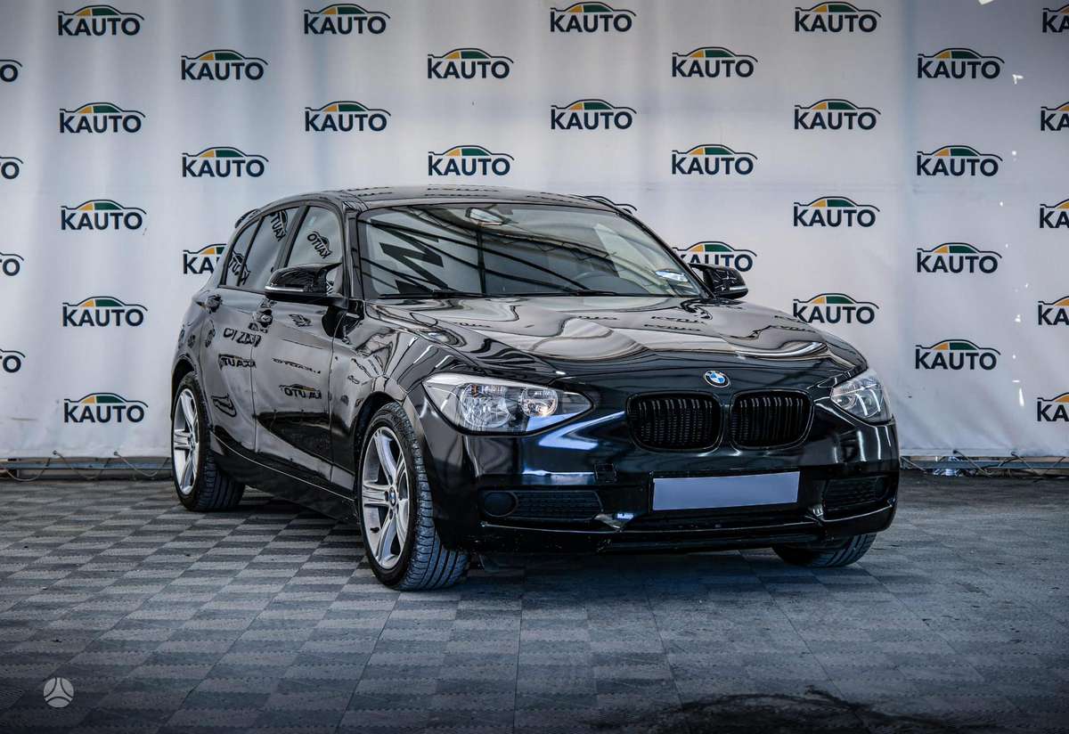 BMW 116, 1.6 l., hatchback