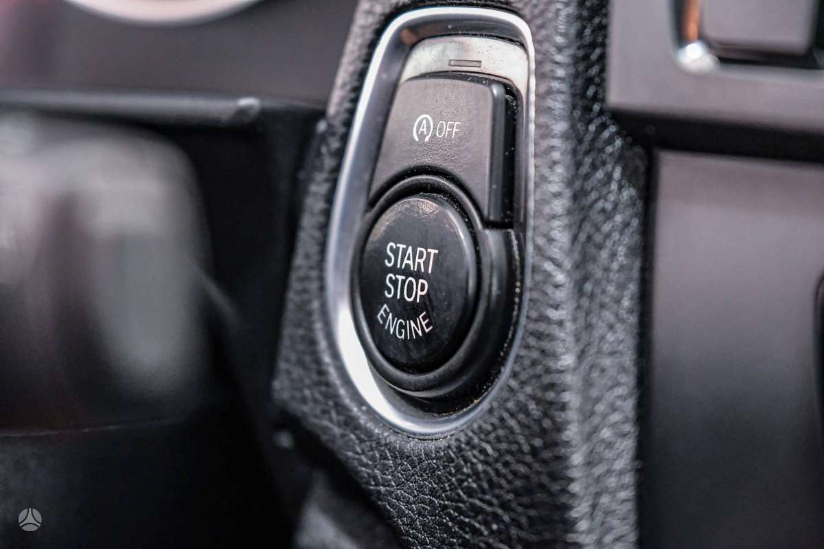 BMW 116, 1.6 l., hatchback