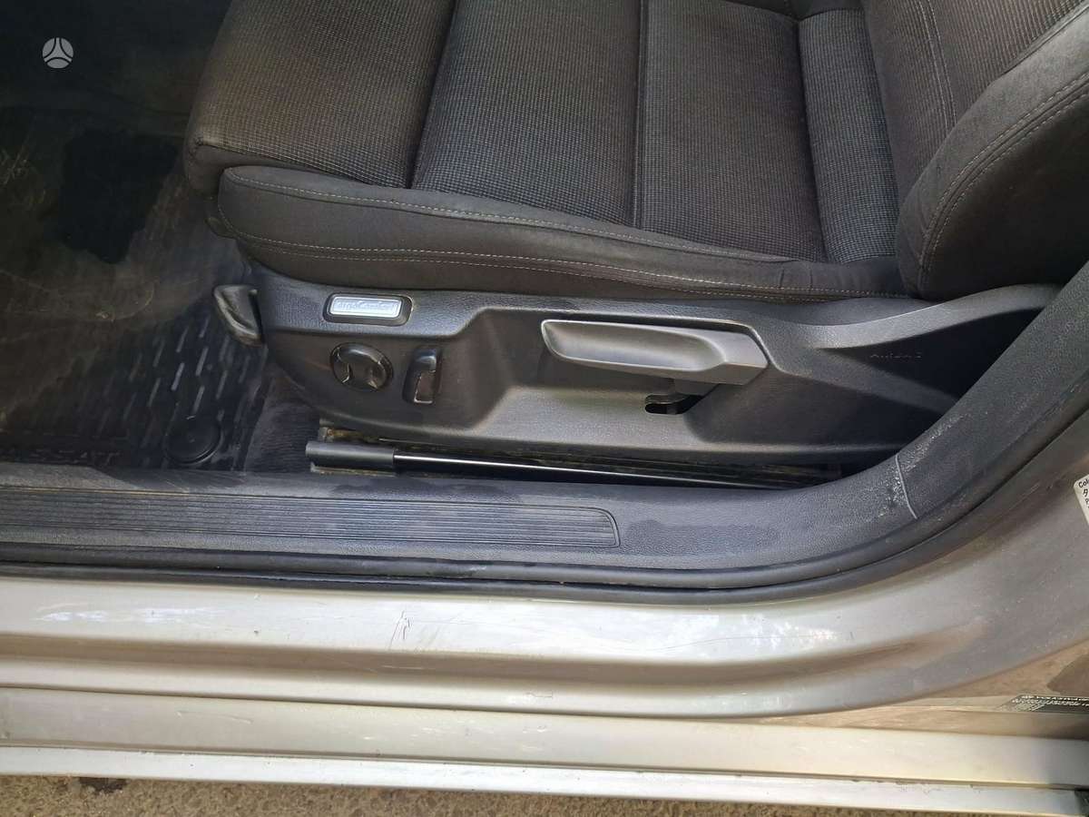 Volkswagen Passat, 1.6 l., Универсал