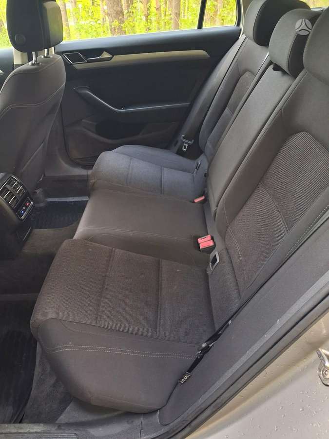 Volkswagen Passat, 1.6 l., Универсал