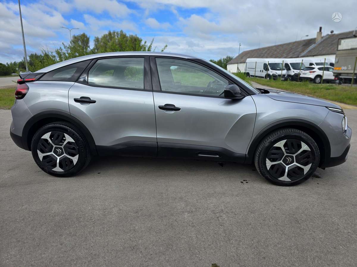 Citroen C4, 1.5 l., Хэтчбек