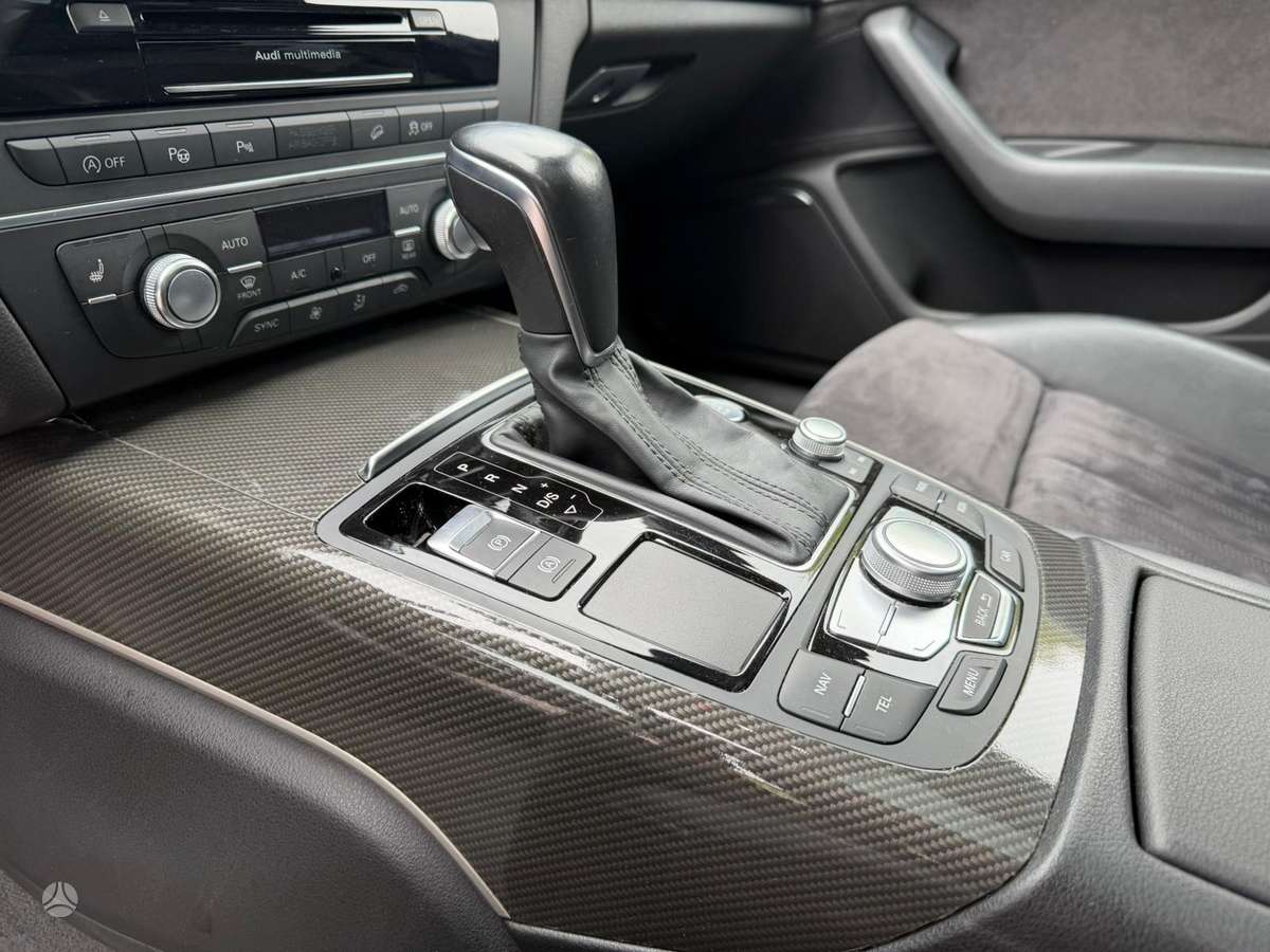 Audi A6 allroad, 3.0 l., Универсал