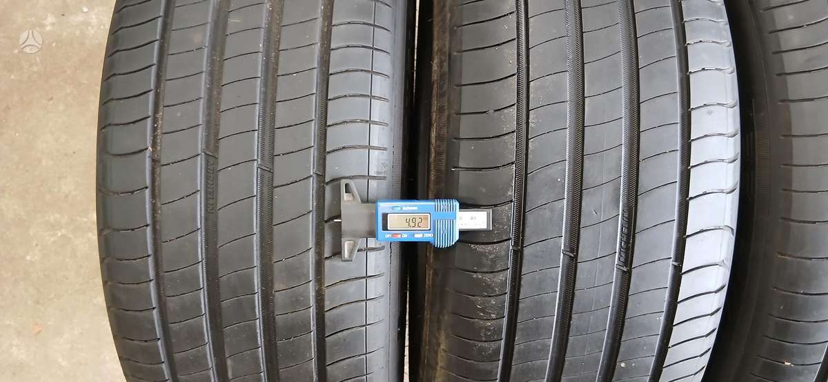 Michelin, vasaras 225/55 R17