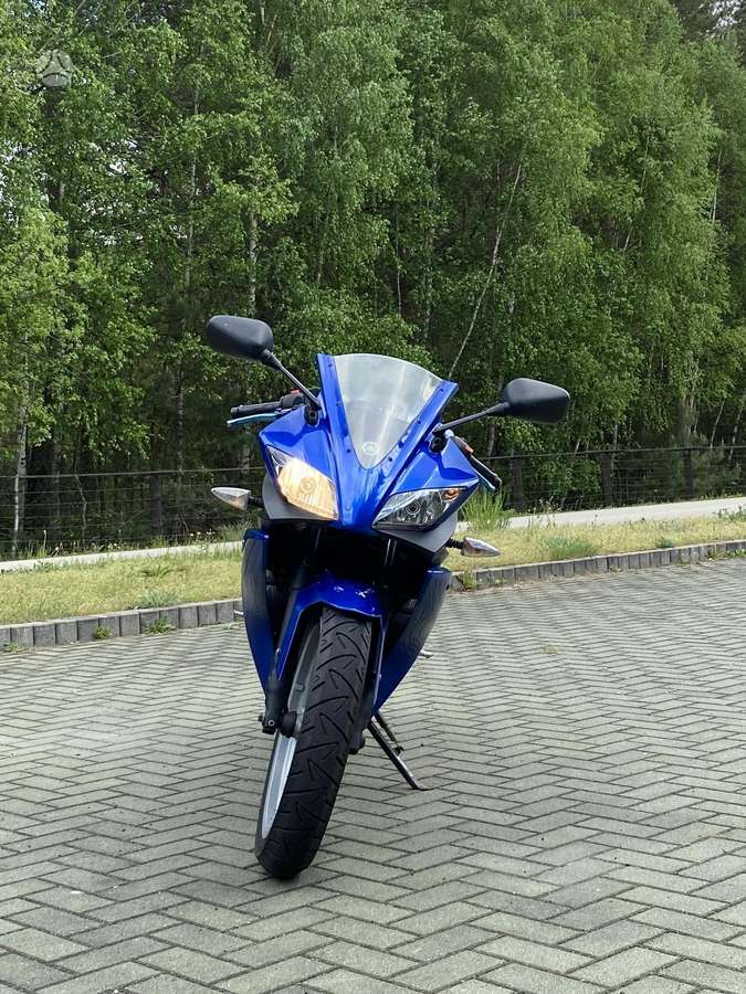 Yamaha YZF 125cc, superbikes