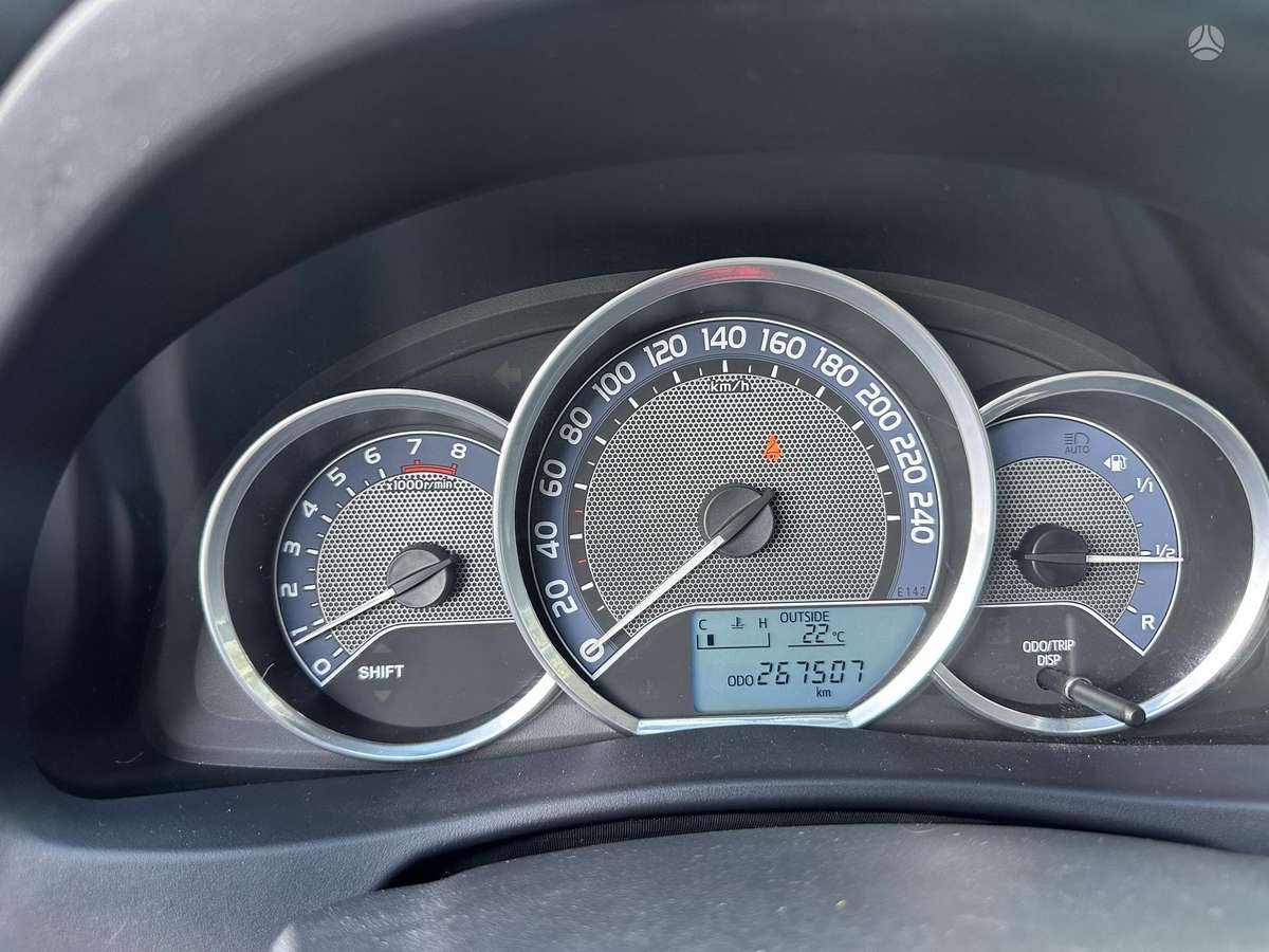 Toyota Auris, 1.6 l., Универсал