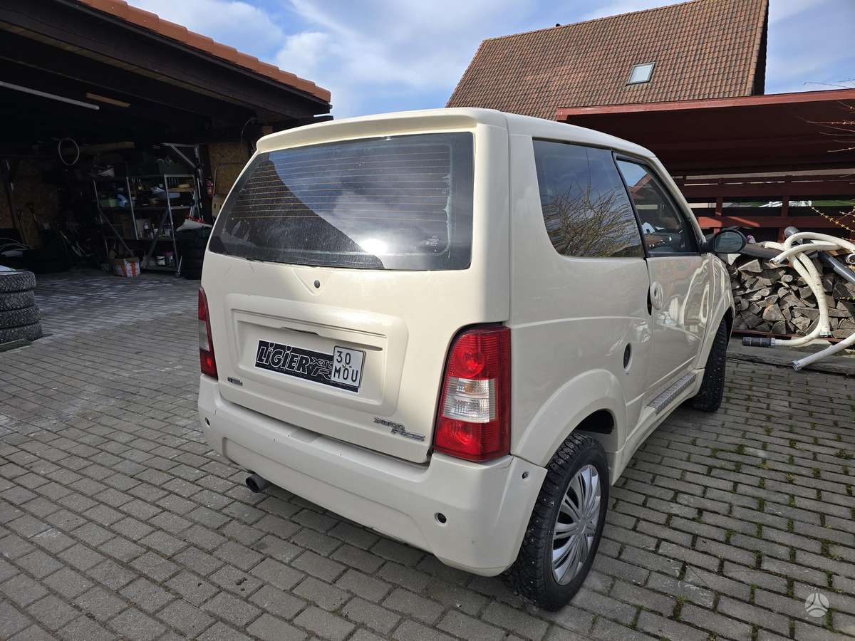 Ligier X-Too, hatchback
