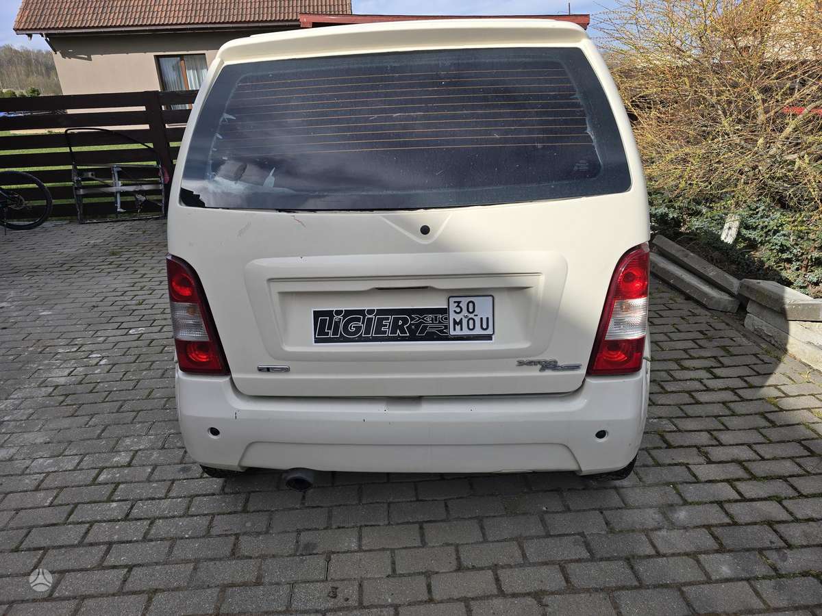 Ligier X-Too, hatchback