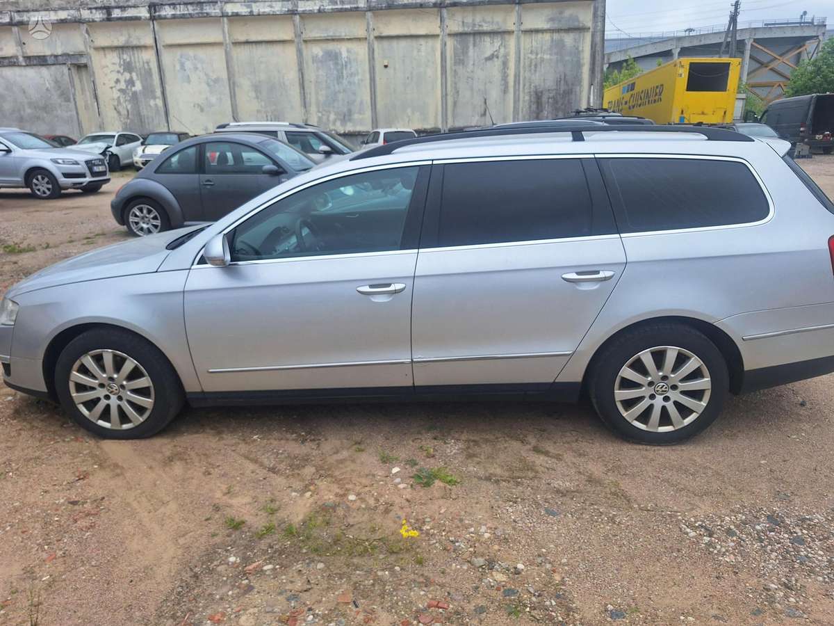 Volkswagen Passat for parts
