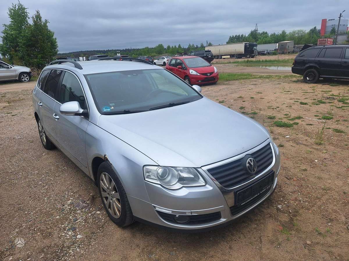 Volkswagen Passat for parts