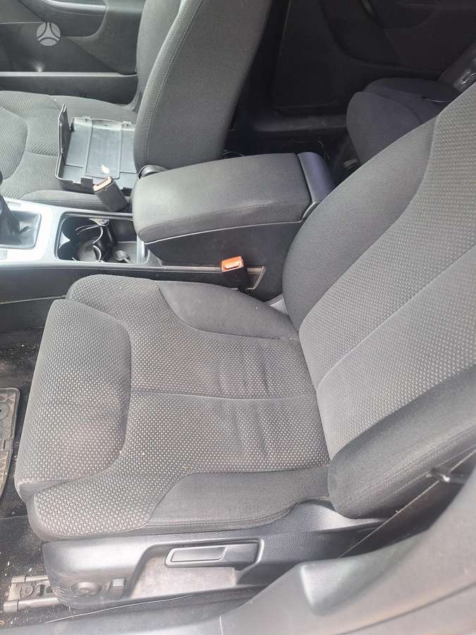 Volkswagen Passat for parts
