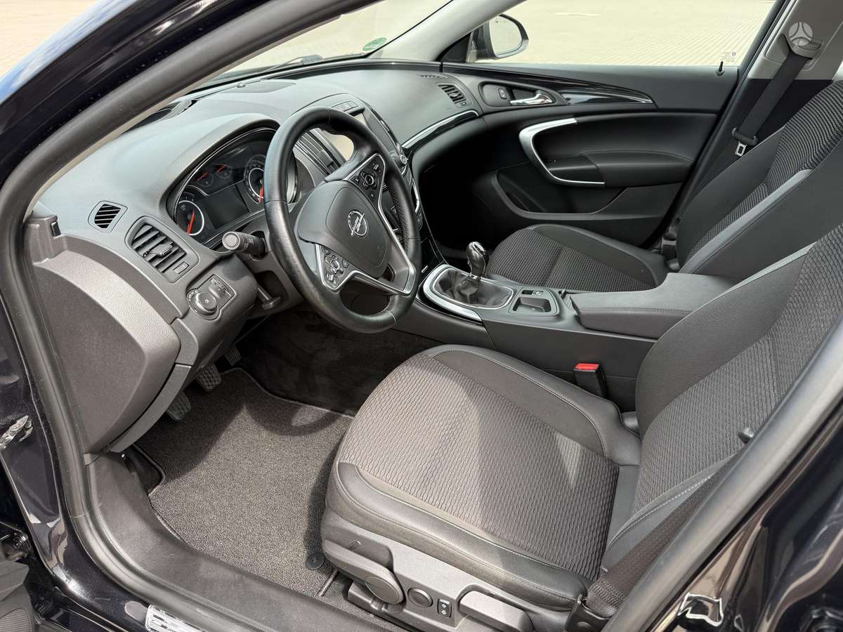 Opel Insignia, 1.6 l., Универсал