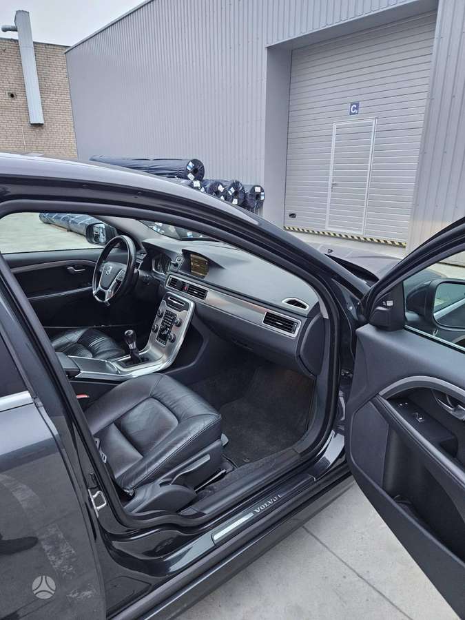 Volvo S80 - 10