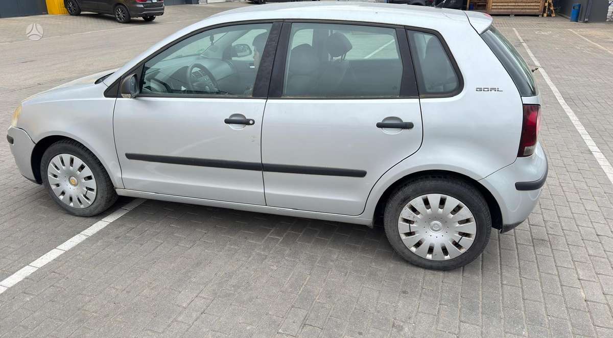 Volkswagen Polo - 4