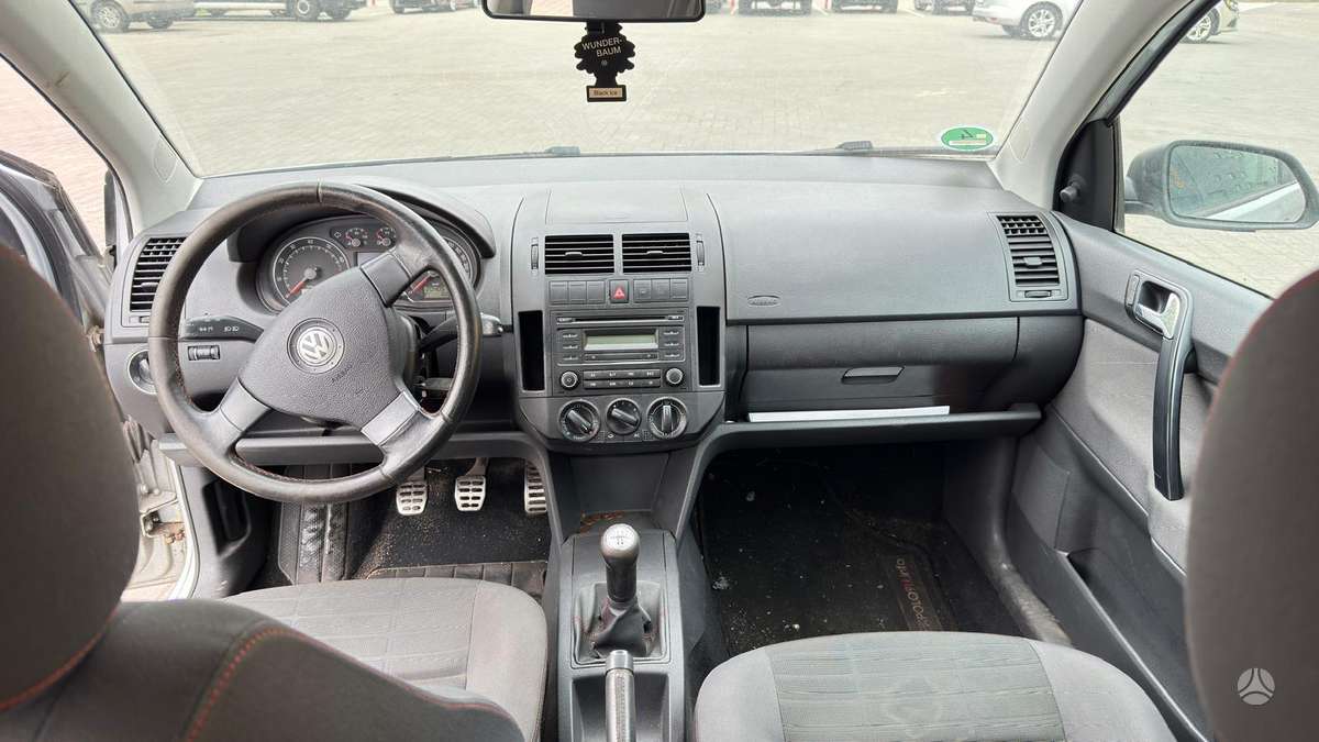 Volkswagen Polo - 6