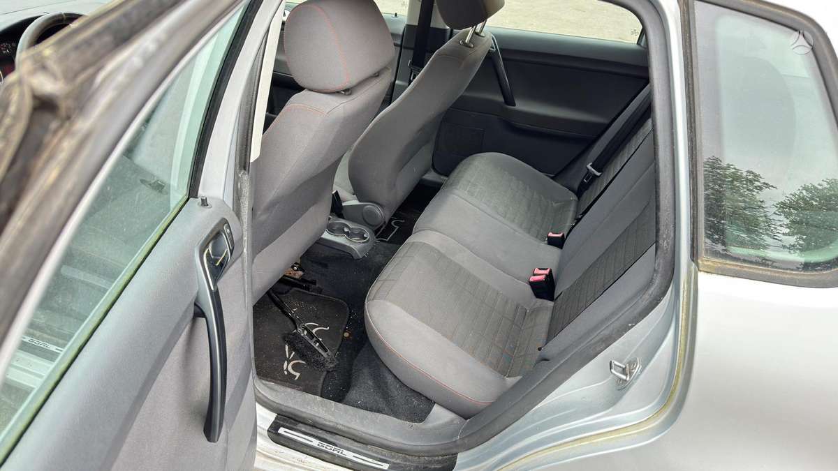 Volkswagen Polo - 8