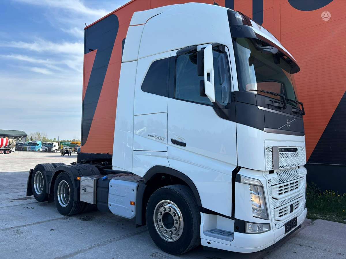Volvo FH500 6x2, double sleeper