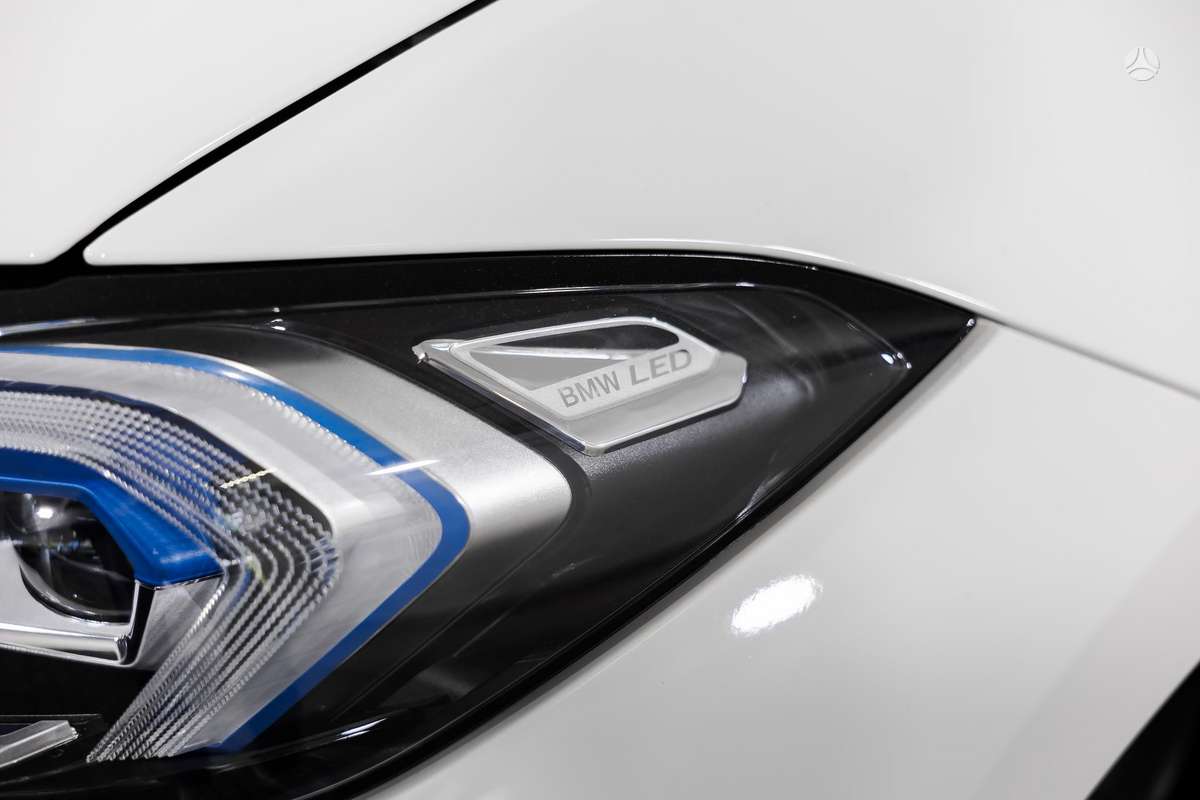 BMW 320, 2.0 l., Седан