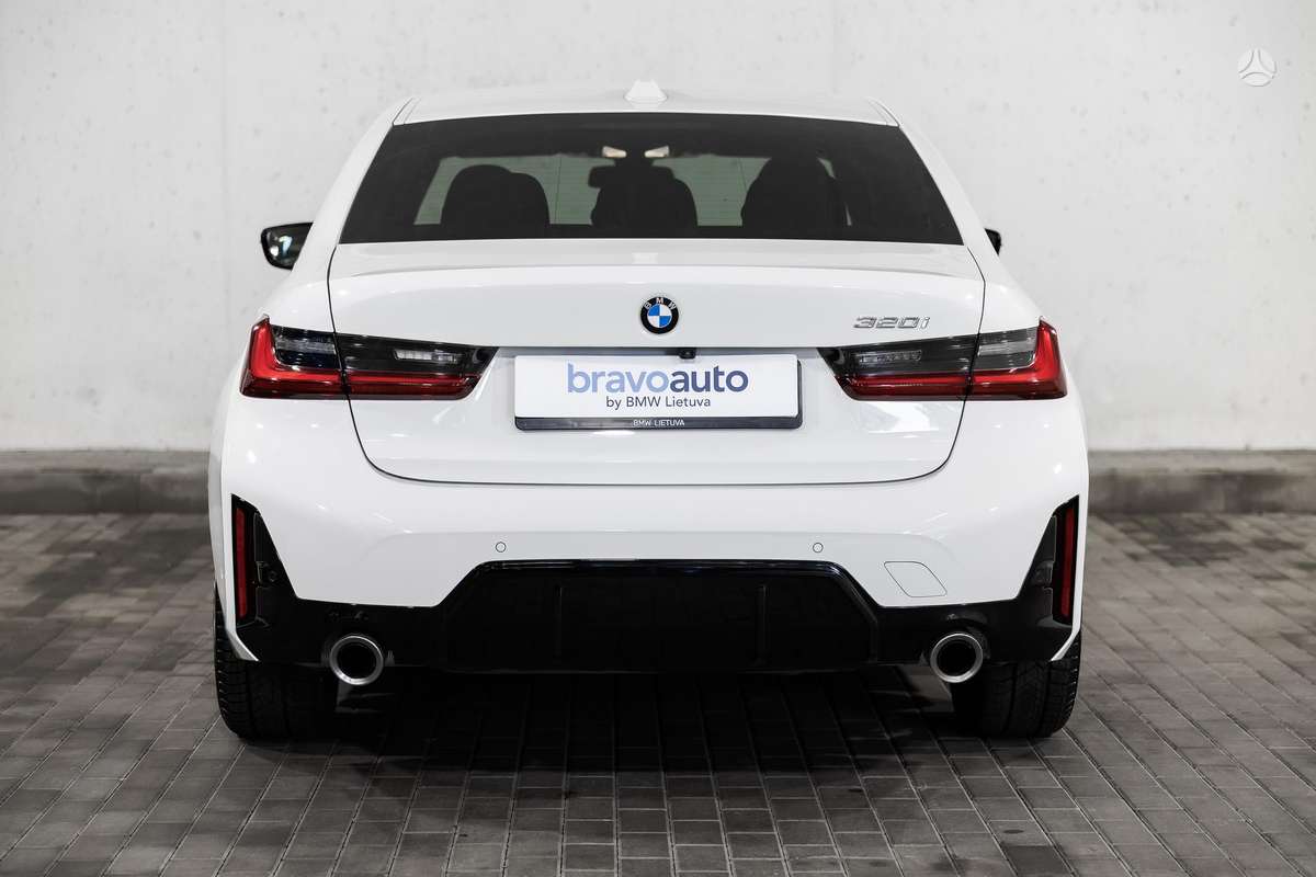 BMW 320, 2.0 l., Седан