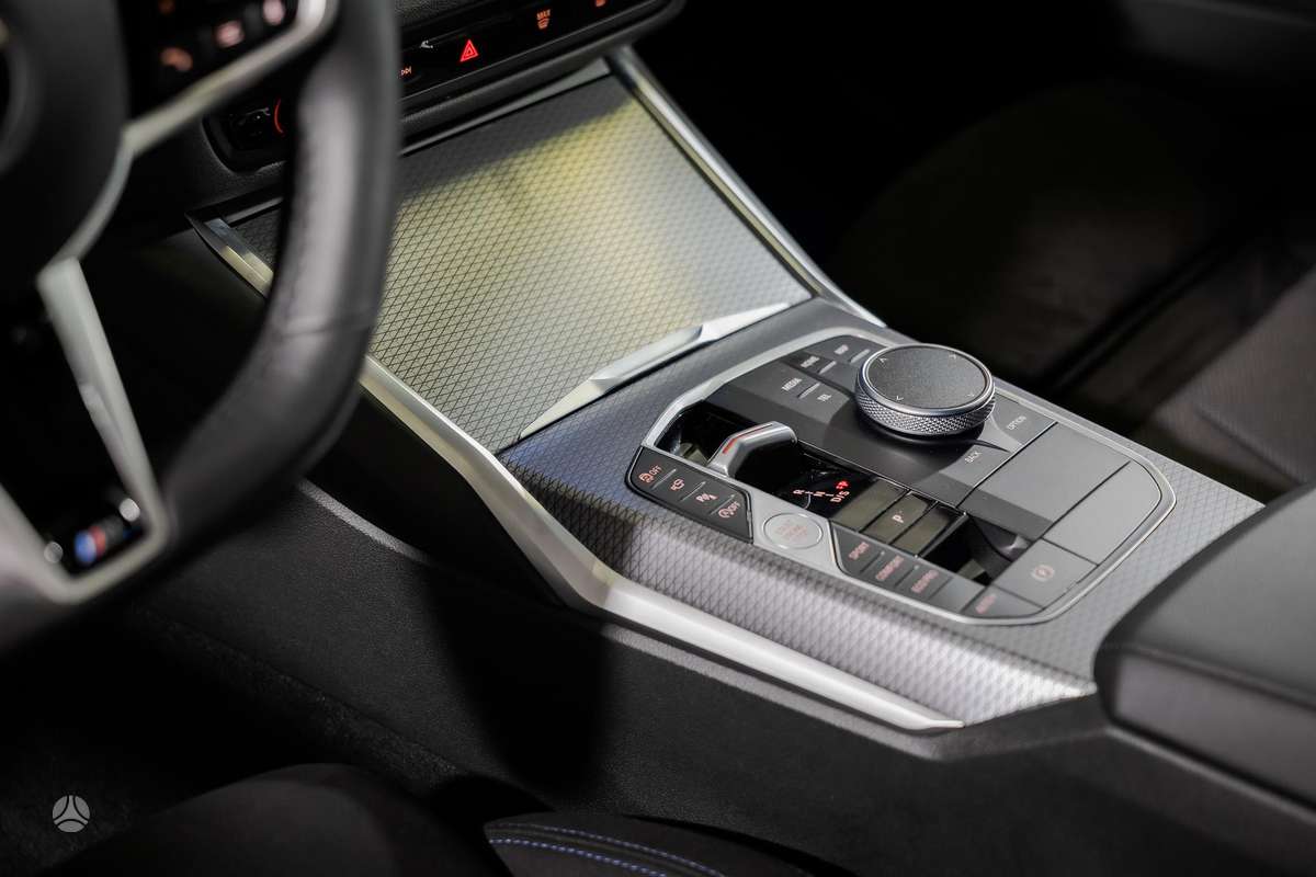 BMW 320, 2.0 l., Седан