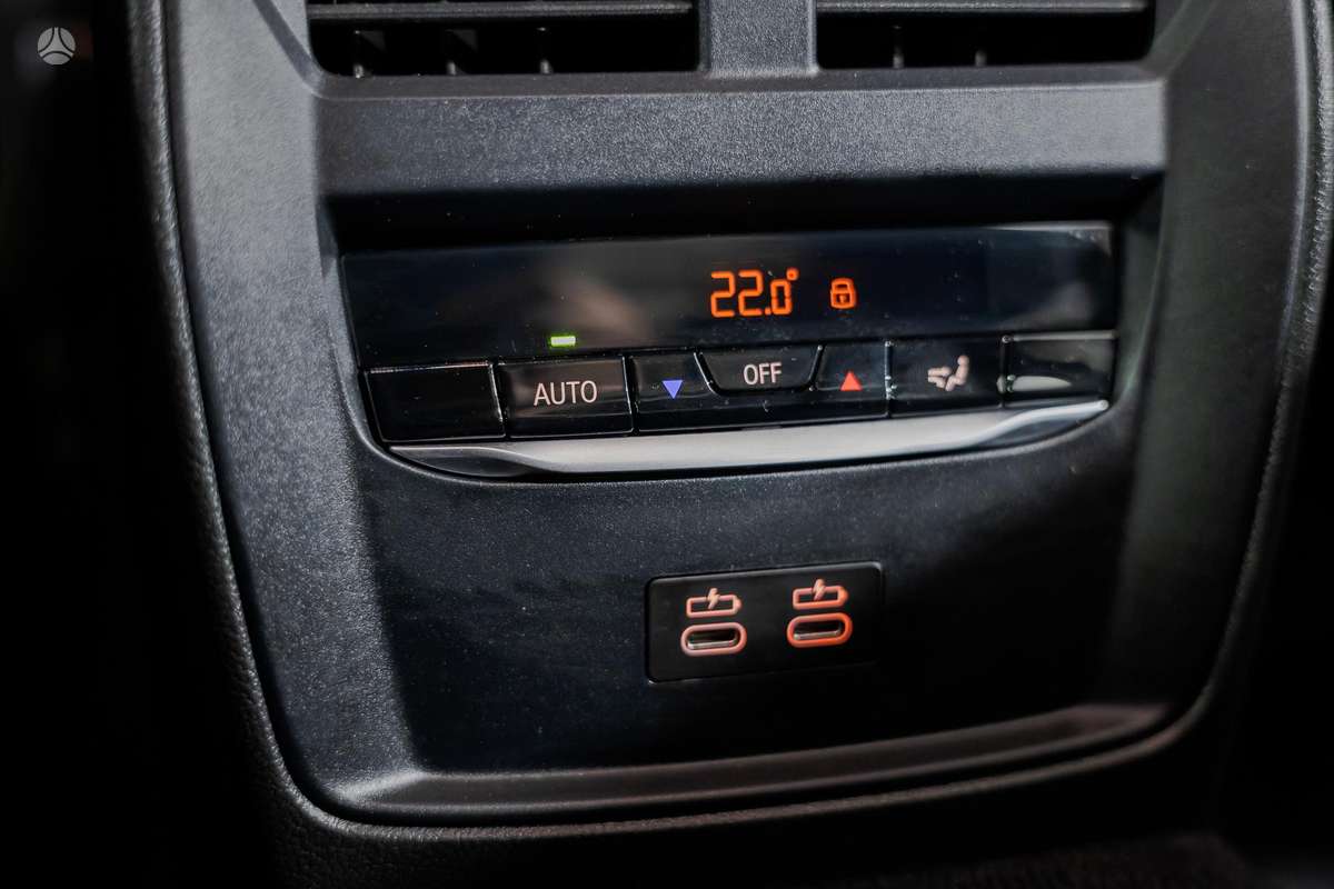 BMW 320, 2.0 l., Седан