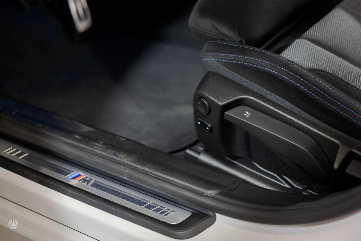 BMW 320, 2.0 l., Седан
