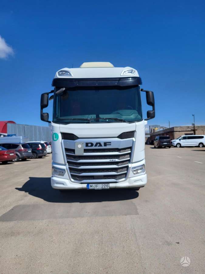 DAF XF480 FT, double sleeper