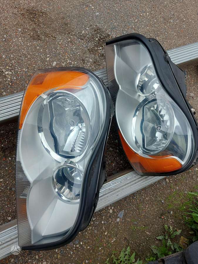 Volvo XC90 lights
