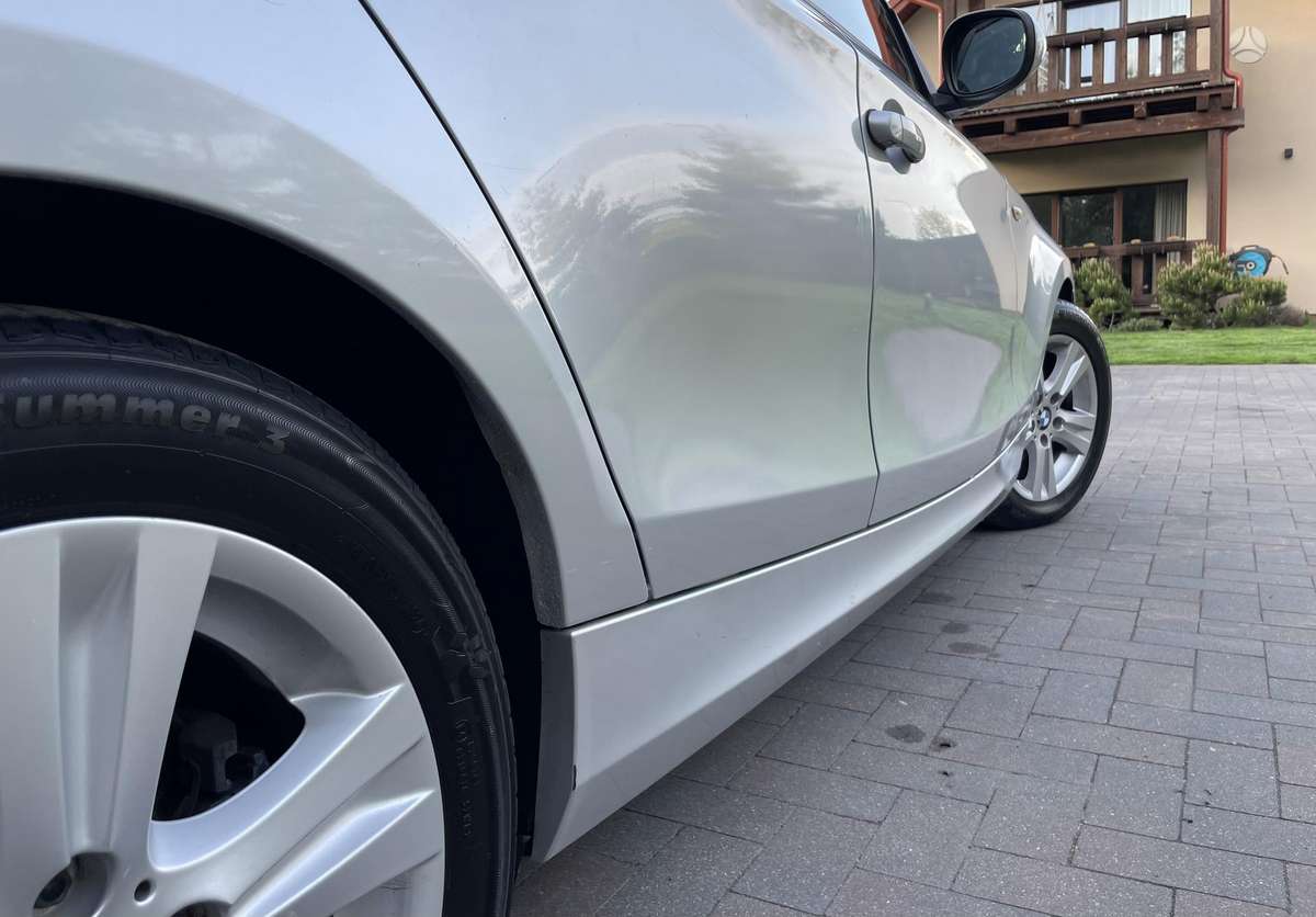 BMW 118, 2.0 l., hatchback