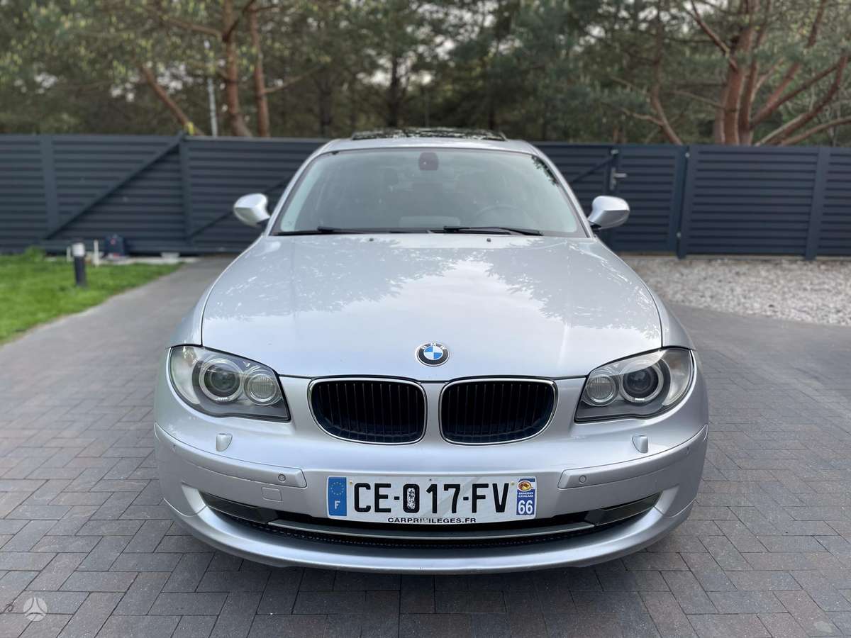 BMW 118, 2.0 l., hatchback