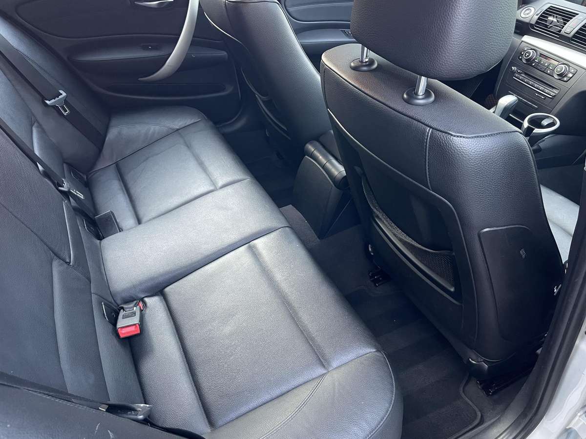 BMW 118, 2.0 l., hatchback