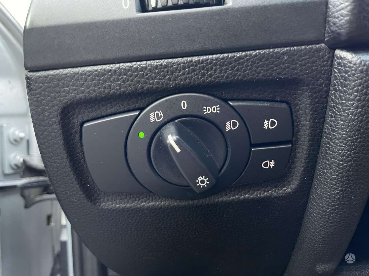 BMW 118, 2.0 l., hatchback