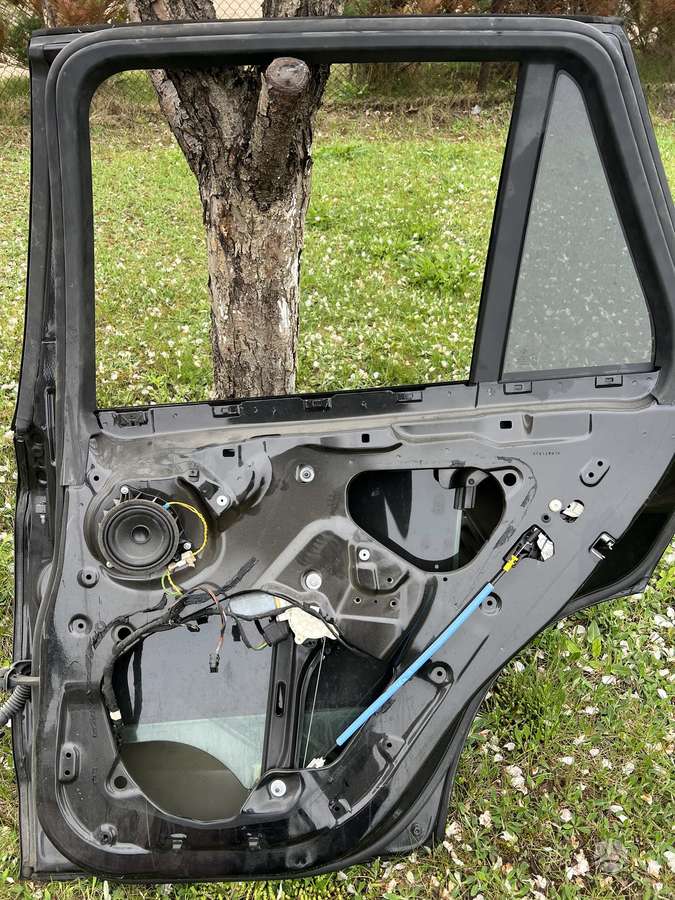 BMW X5 двери