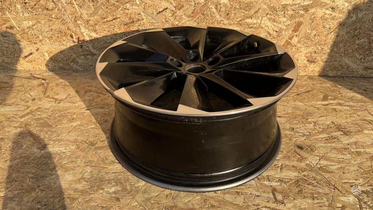 Skoda Superb, 3V0601025T, Cen33090