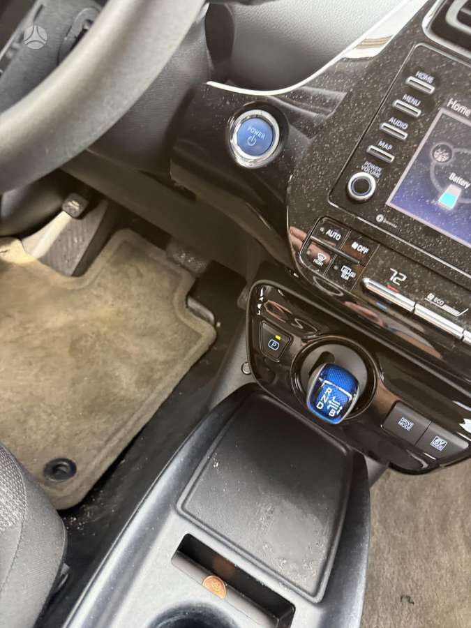 Toyota Prius - 11