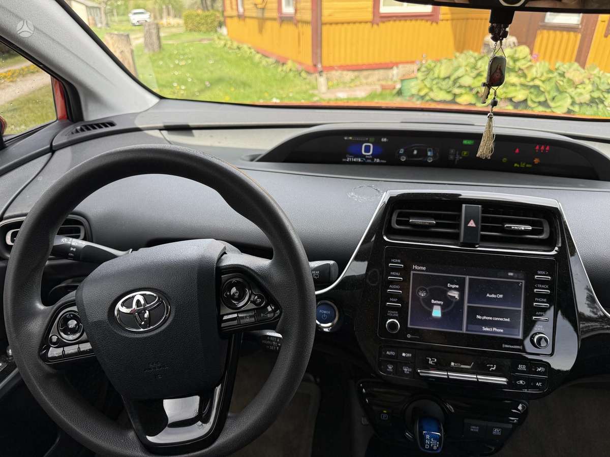 Toyota Prius - 12