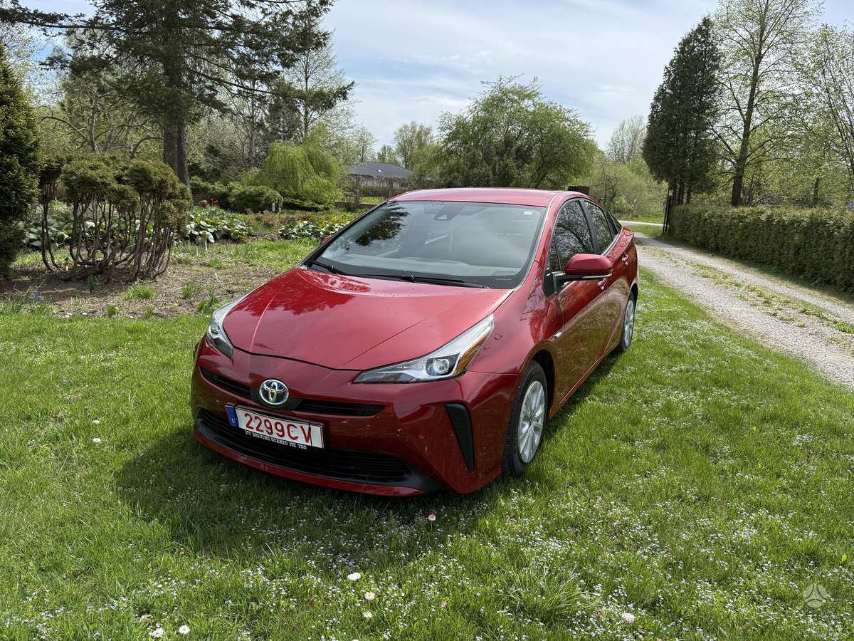 Toyota Prius - 3